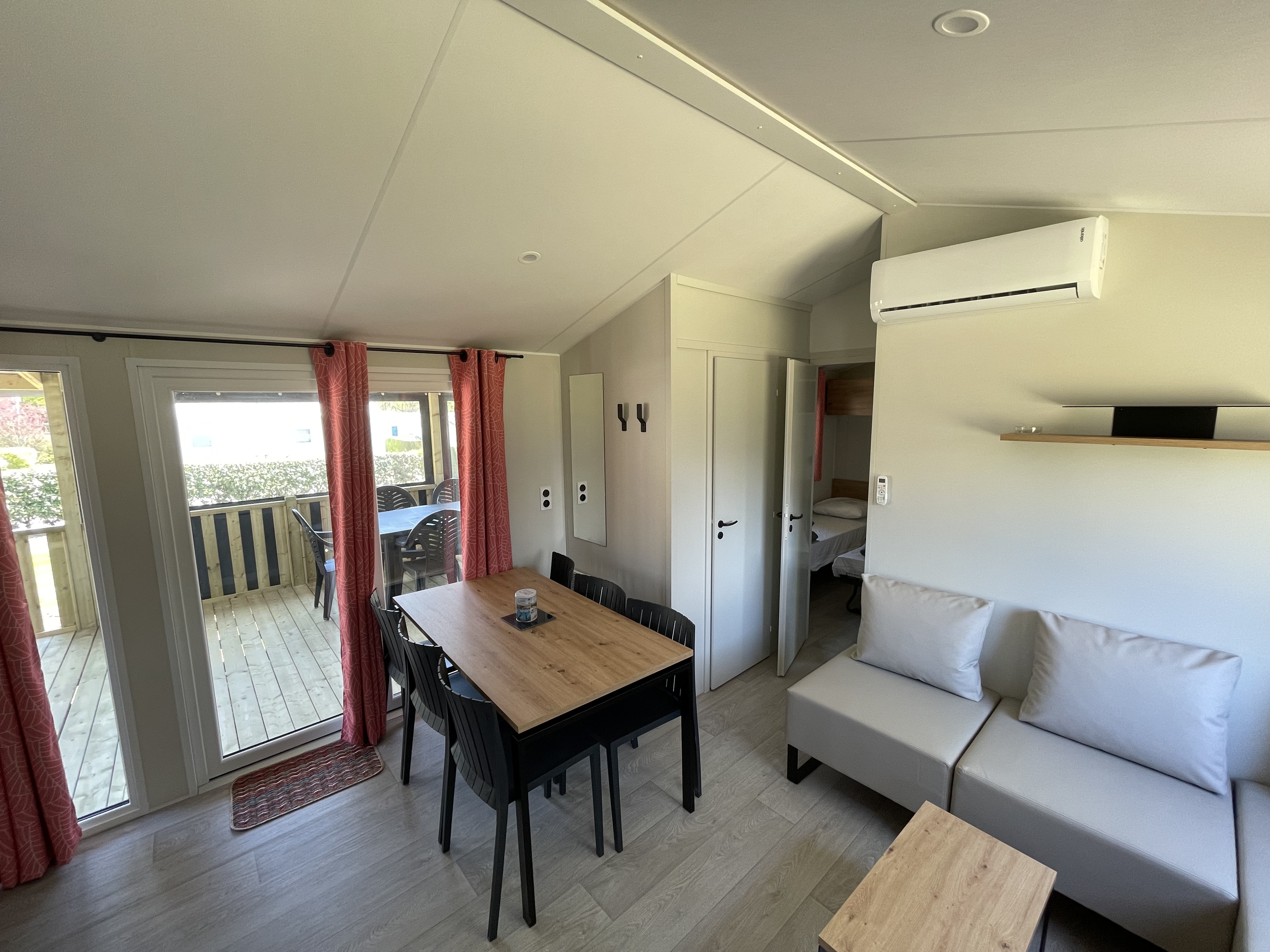 Mobil_home_Quattro_intérieur (5).JPG